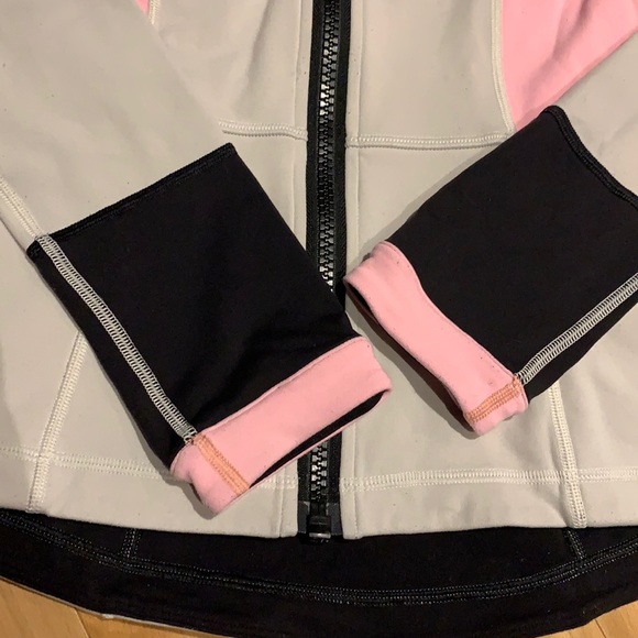 Lululemon Studio Surf Jacket Black/Gray/Pink (Dune/Black/Bleached Coral) -size 8 - Picture 9 of 16